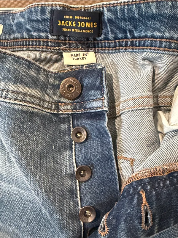Women’s Blue Washed Slim Fit Jeans - Image 9