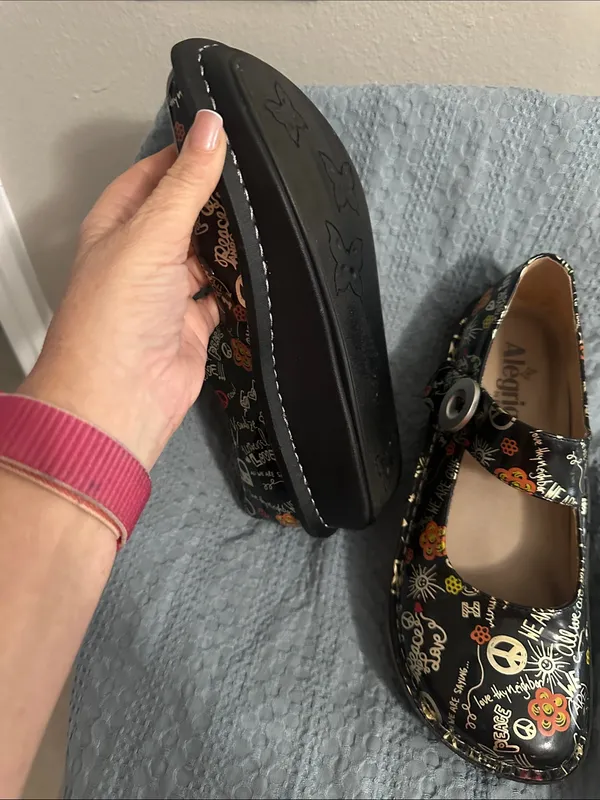 Alegria Ladies Mary Jane Shoes with Peace & Flower Print - Sz 38 - Image 11