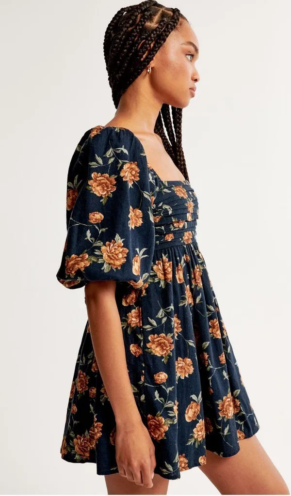 Abercrombie Black Linen Dress - Image 2