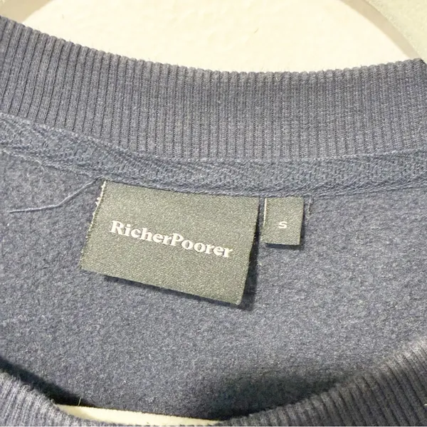Richer‎ Poorer Sweater Women’s Size Small Navy Blue Pullover Sweatshirt Fleece - Image 2