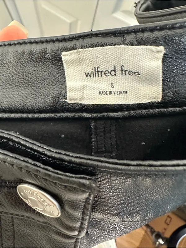 Aritzia Wilfred Lucy Wide straight leg Faux Leather Utility Pants Black Size 8 M - Image 7