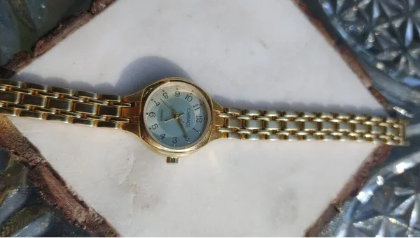 Carriage Timex Quartz Ladies Gold-Tone Watch Chain-Link Bracelet - Image 7