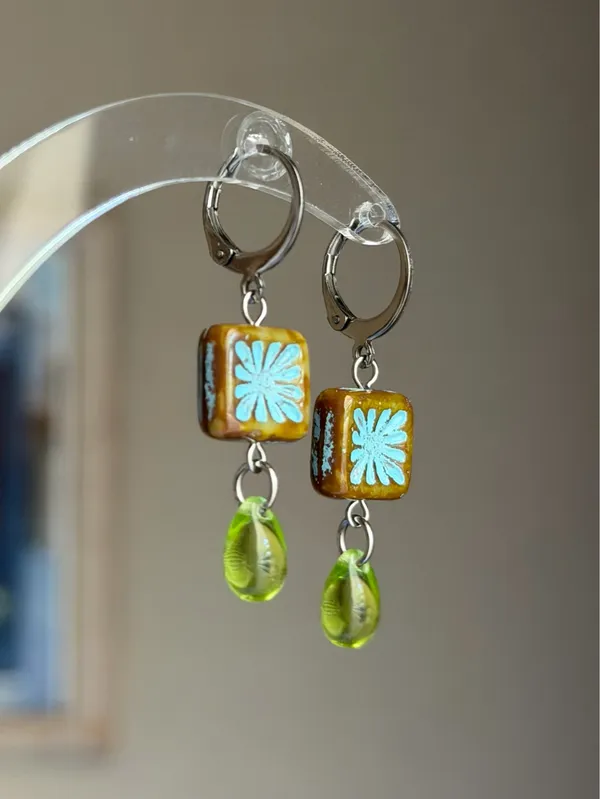 Handmade quality Czech glass beads chic fairy boho vintage retro style dangle earrings🌿✨ - Image 3