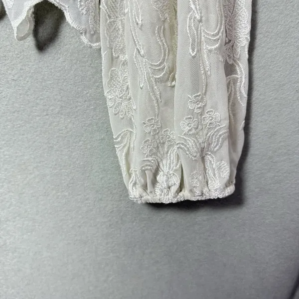 Emory Park Floral White Lace Peplum Top Long Sleeve Size M - Image 6