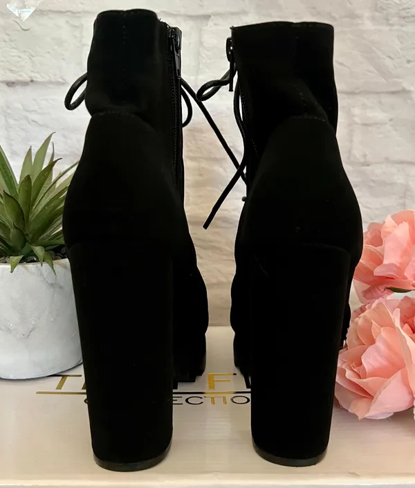 Faux Suede Boots Black Size 6.5 - Image 5