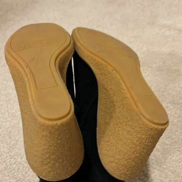 NWOT Franco Sarto Ulayna Suede Faux Shearling Wedge Booties Women’s 7.5 Black - Image 10