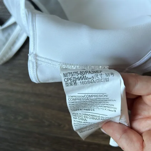 UnderArmour White Sportsbra - Image 3