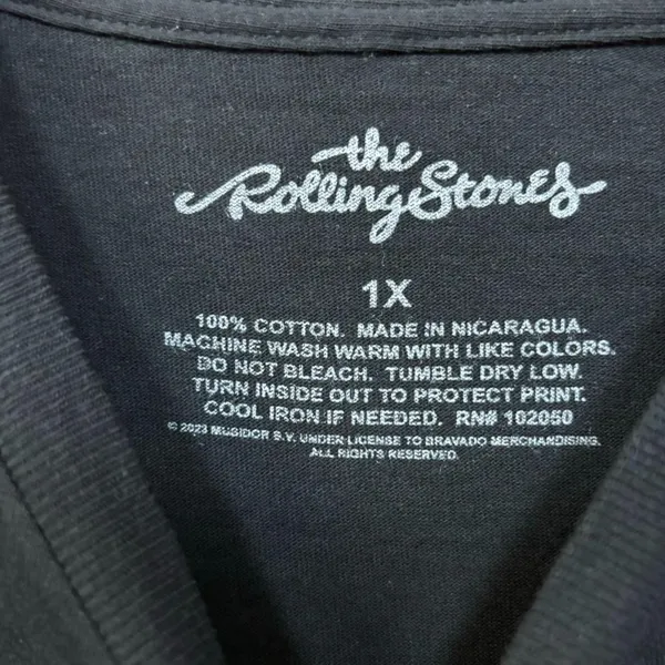 The Rolling Stones Groovy Spellout with Hot Lips Rock Tee 1X - Image 4
