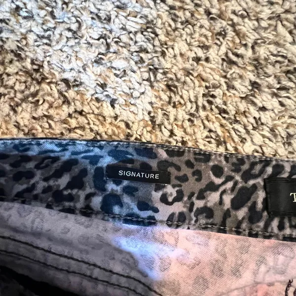 Talbots Signature Grey Black Leopard Print Slim Leg Ankle Pants Womens Size 8‎ - Image 3