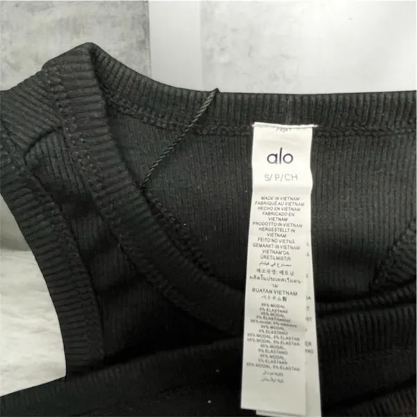 Alo Yoga Crop Top - Image 3