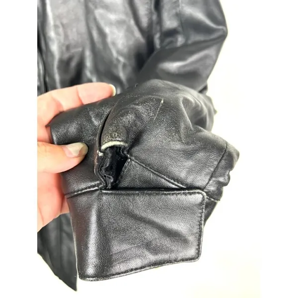 Cabelas leather‎ hooded jacket - Image 5