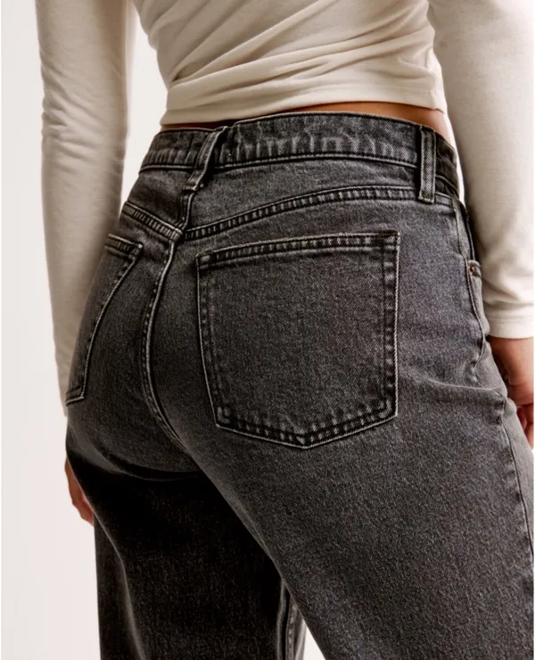 Abercrombie Curve Love Mid Rise 90s Straight Leg Jean - Image 8