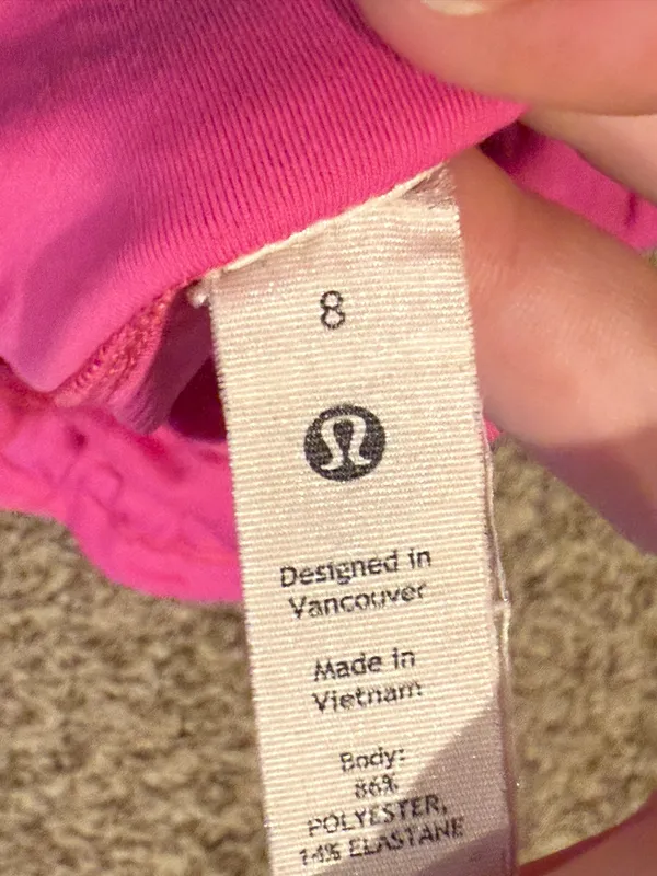 LuLuLemon shorts - Image 4