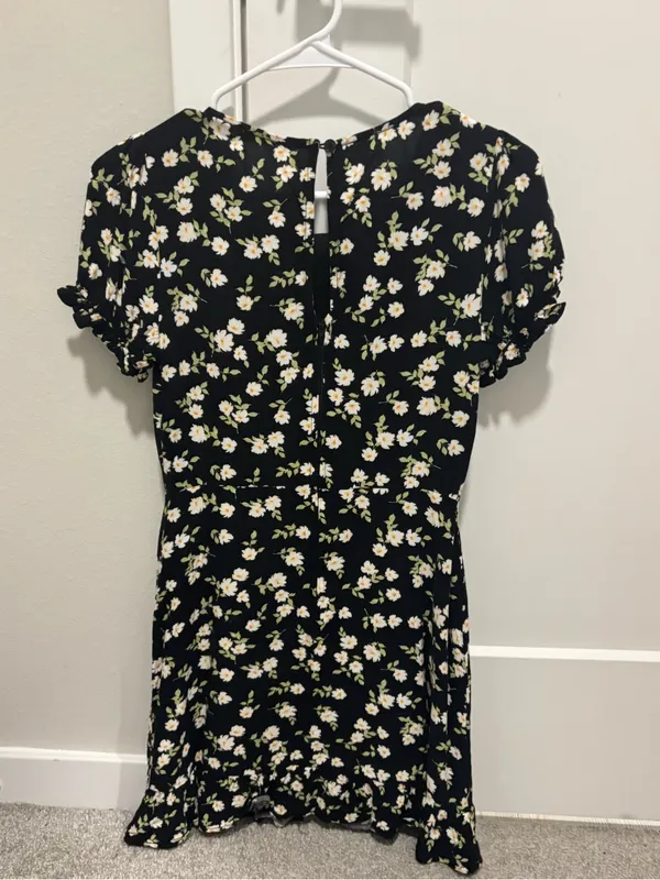 Mi Ami Tiff Ditsy Floral Ruffled Mini Dress Fit & Flare - Size: Small - Image 5