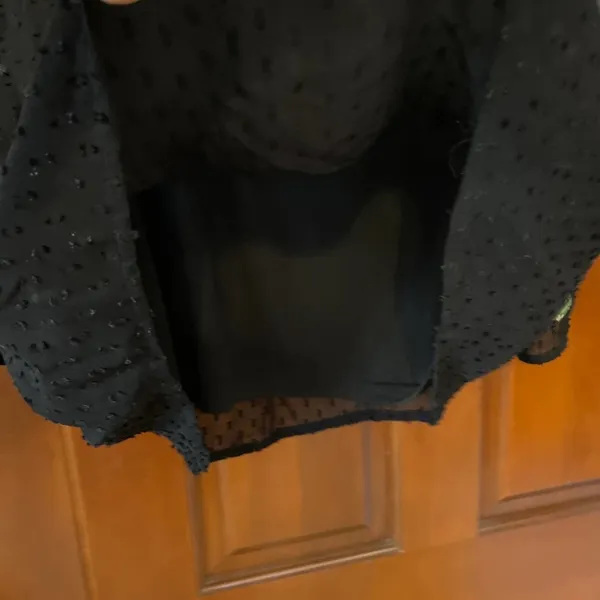 SCULLY BLACK SWISS DOT TUNIC W/BELL SLEEVES size M - Image 4