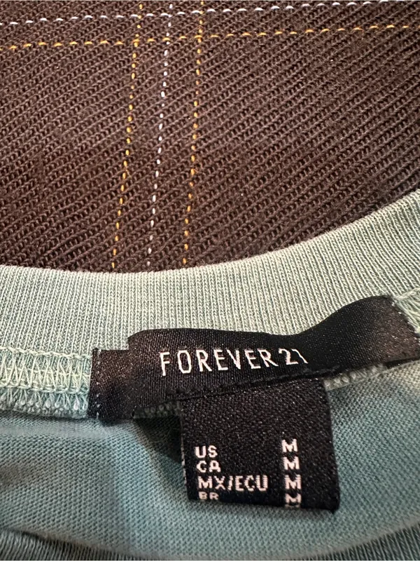 Forever 21 Sage Green Tee with Butterfly Graphic - Image 3