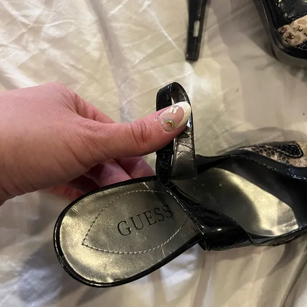 Guess 6 black ankle strap snake skin heels - Image 3