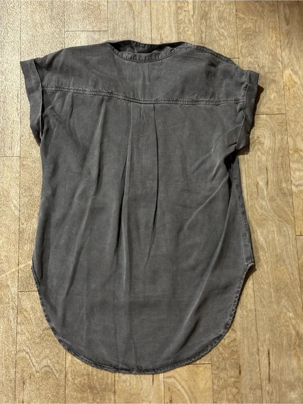 NWOT The Nu Vintage Grey Short Sleeve Denim Button Down Shirt Cuffed Sleeve Sz S - Image 5