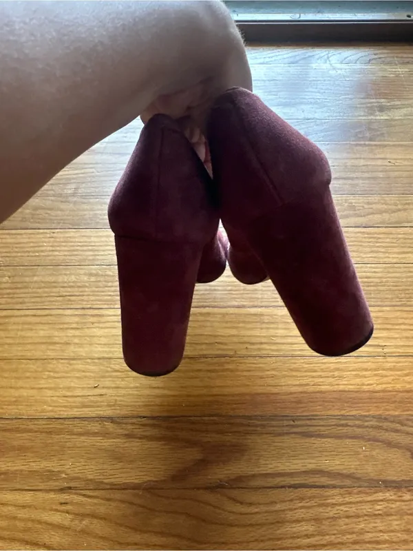Vince Camuto Plum Suede Mary Jane Block Heels Sz 8.5M - Image 6