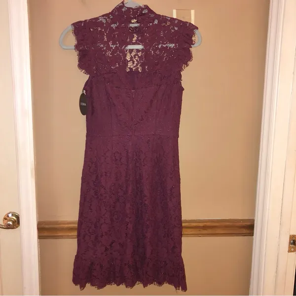 Storia High Neck Lace Mini Dress‎ burgundy red size small - Image 3