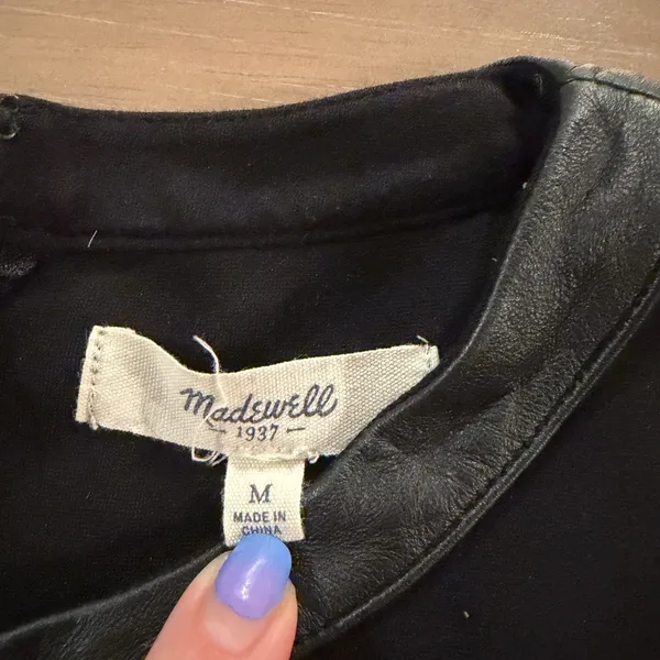 Madewell Black Peplum Top M Genuine Leather Trim Short Sleeve Back Zip - Image 4
