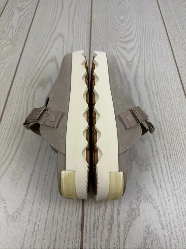Sorel Women's Viibe Slip-On Strap Clog Flat 11M Omega Taupe Honey White $135 - Image 3