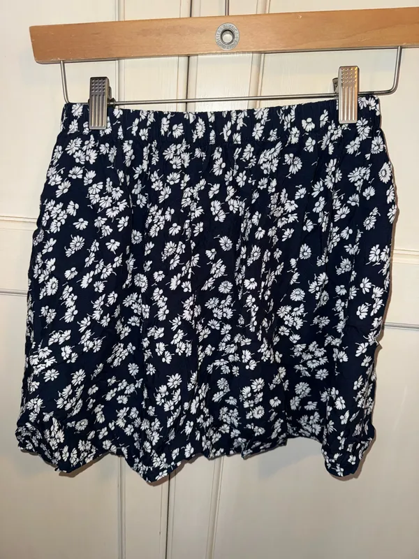 Abercrombie and Fitch Skirt - Image 2