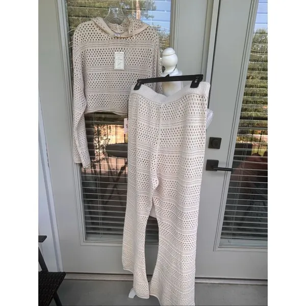 NWT Sincerely Jules Beige 2 Pc Open Knit set Hooded Flare Pants XL Vacation - Image 4