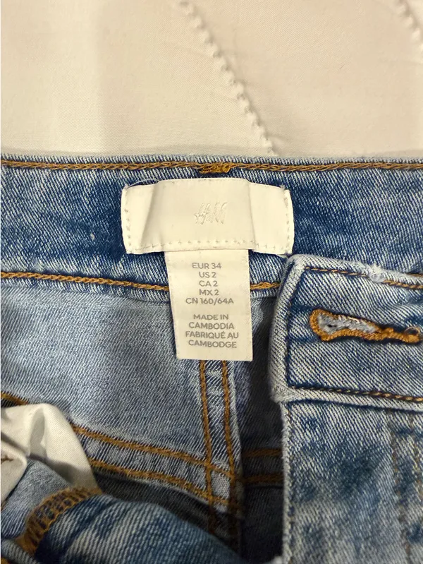 h&m shorts - Image 2