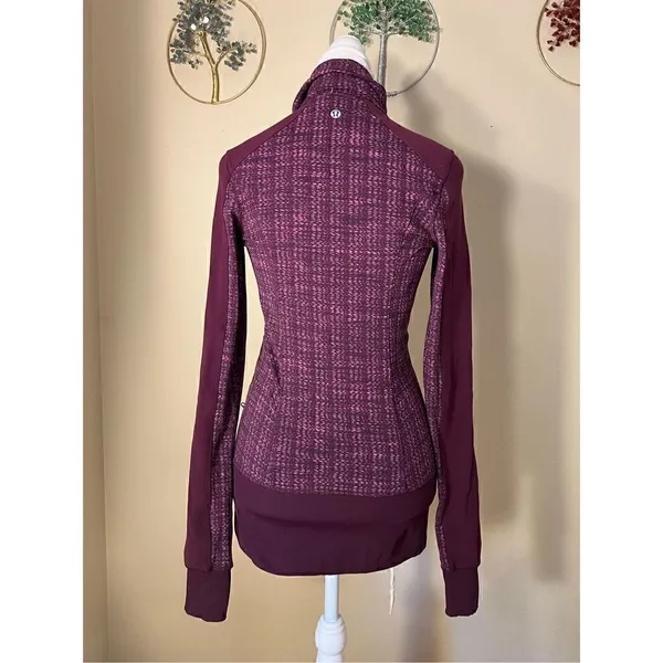 Lululemon Nice Asana Jacket Ziggy Wee August Glo / Plum Purple Size 2 - Image 2