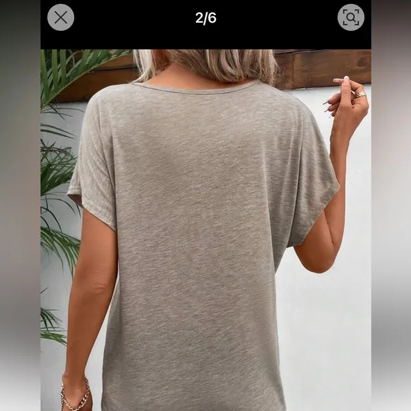 Casual V - Image 2
