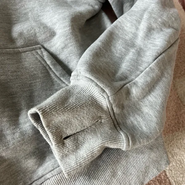 Automet Light Gray Hoodie Size M - Image 4