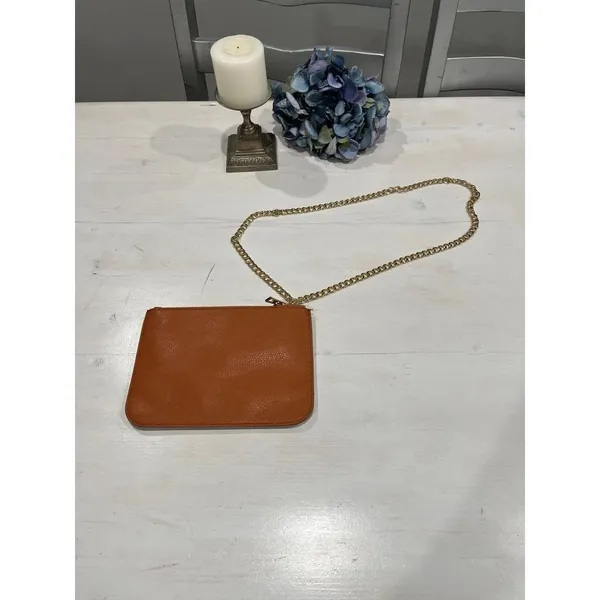 Like new! Brown Vegan leather thin cross body gold chain‎ Bag - Image 6