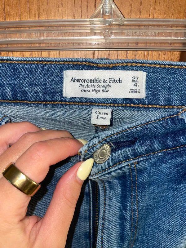 Abercrombie Ankle Straight High-Rise Curve Love - Image 2