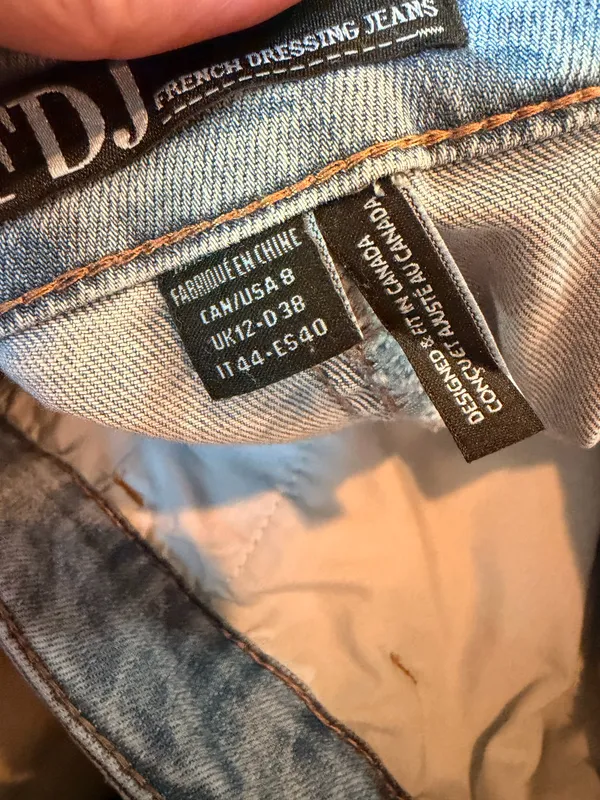 FDJ French Dressing Suzanne Pintuck Wide Leg Jeans Light Wash Size 8 - Image 6