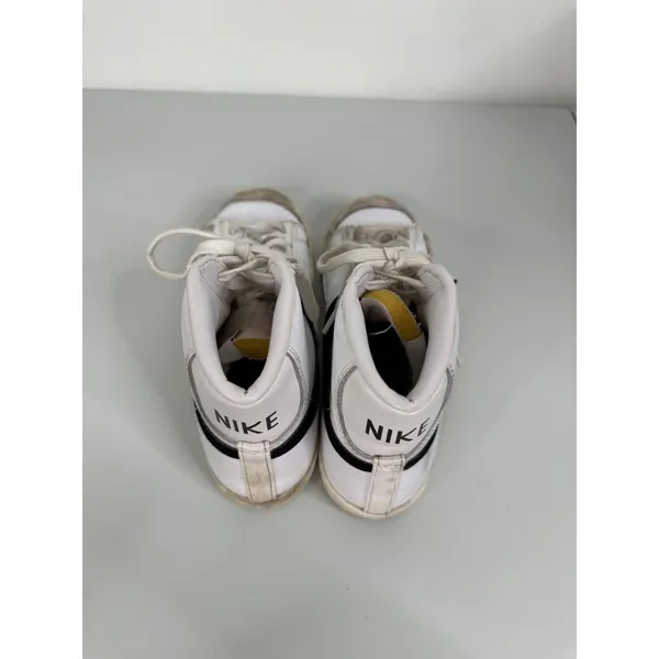 Nike Women's Blazer Mid‎ 77 White Black Size 7.5 - Image 5