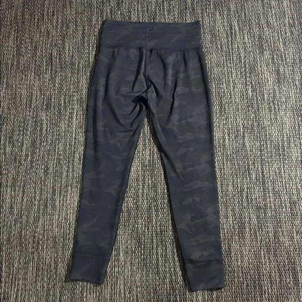 Vuori daily legging - Image 2