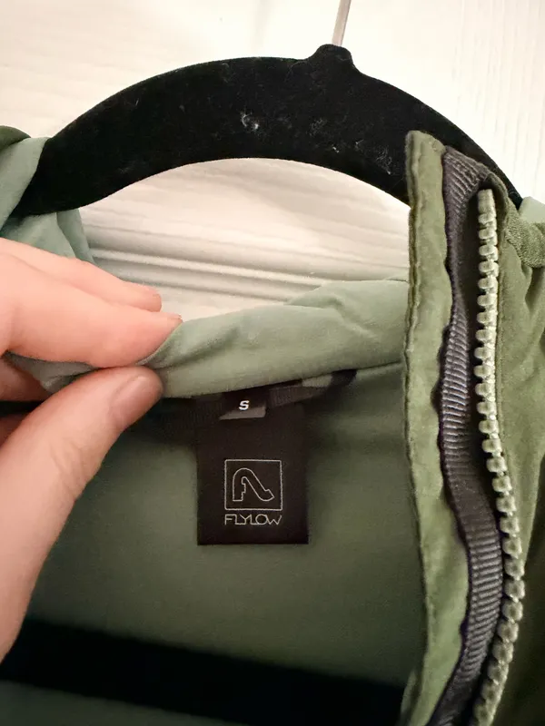 Flylow Coat Green - Image 5