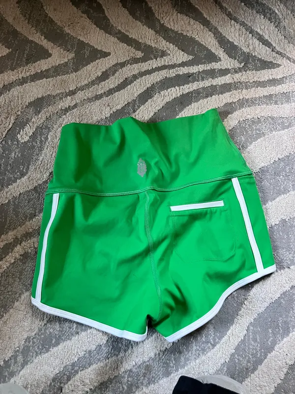Free people movement high waisted biker shorts m - Image 2