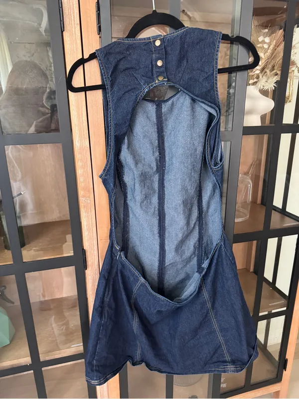 Silence + Noise Lilith Denim mini dress open back Cutout Shift dark wash UO - Image 4