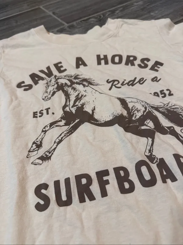 🎉NEW with tags! O’Neill Save a Horse Ride a Cowboy Cream tee Size XS extra small - Image 2