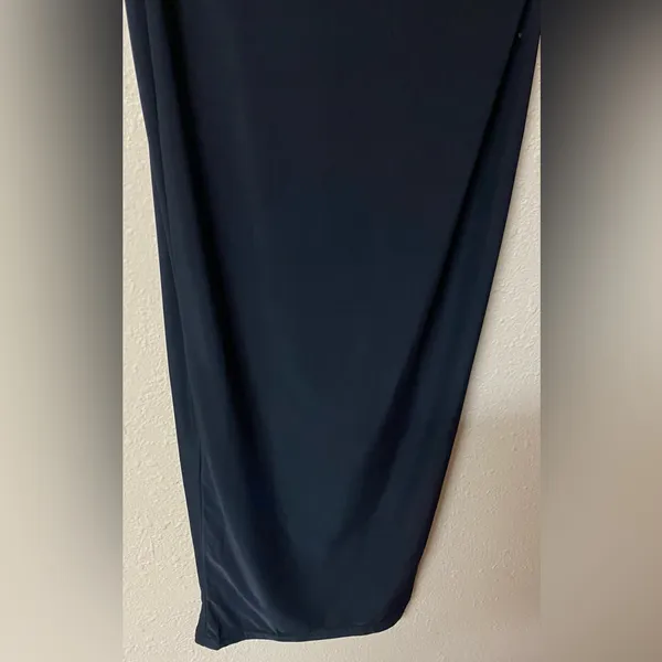 Pretty Little Thing Petite 00 Bandeau Black Maxi Dress NWT 💞 - Image 10