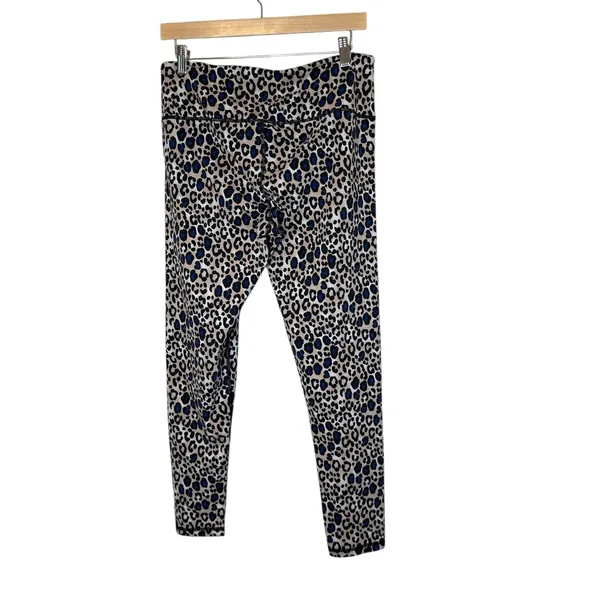 Victoria's Secret Sport Essential‎ Leggings Animal Print Women's Size Large Yoga - Image 3