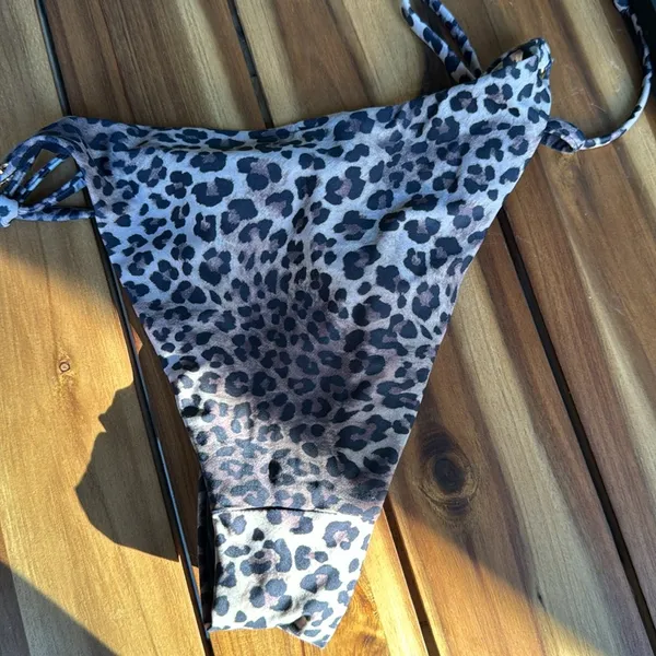 Hunkemoller Leopard Bikini Bottom Size XS - Image 2