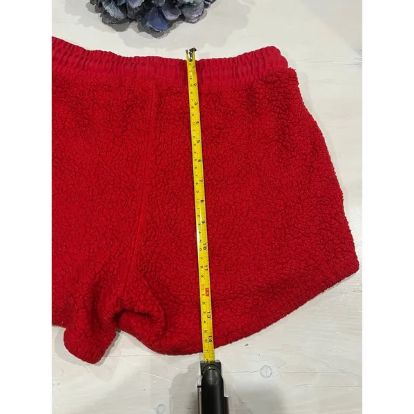 Rivalry Threads Fuzzy red Georgia bulldog Shorts‎ size small - Image 9