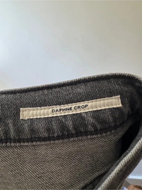 Citizens of Humanity Daphne Crop Jeans Washed Charcoal Gray - Image 11