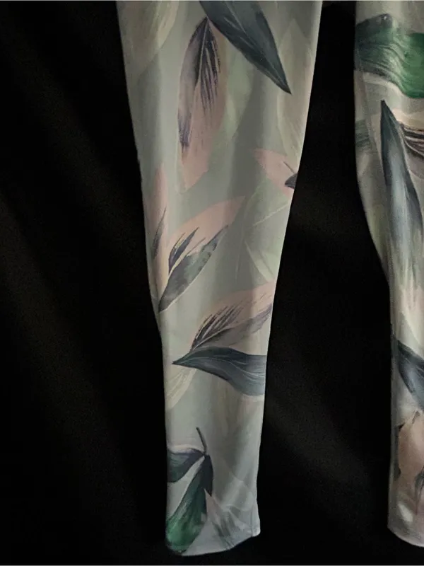 Fabletics Athletic Pastel Leaf Print Leggings in Light Blue, Green & Pink MD - Image 5