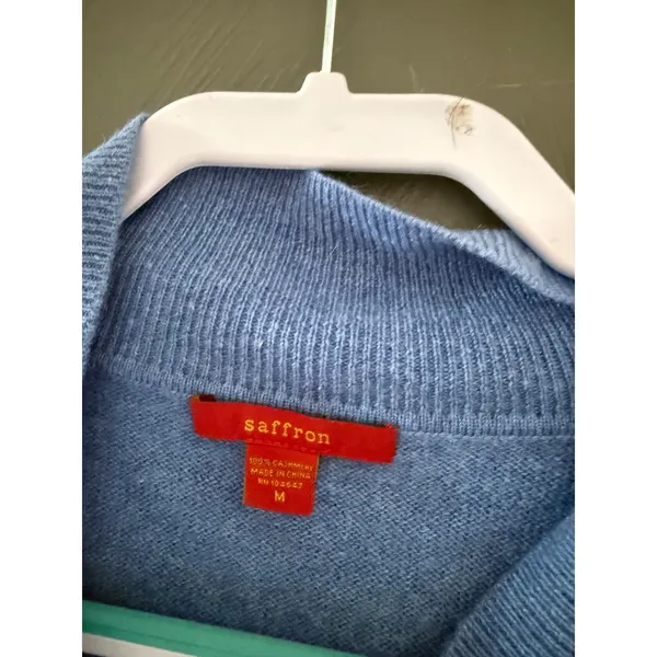Saffron Womens 100% Cashmere V-Neck Sweater Light‎ Blue Long Sleeve Size Medium - Image 3