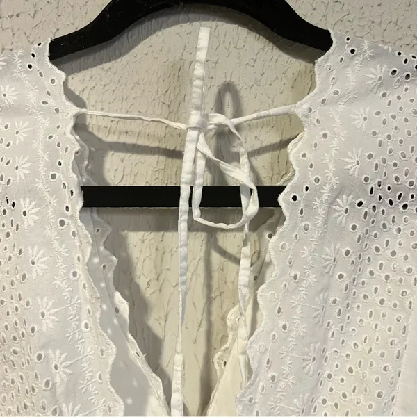 American Eagle Outfitters White Eyelet Cotton Romper size small - Image 12