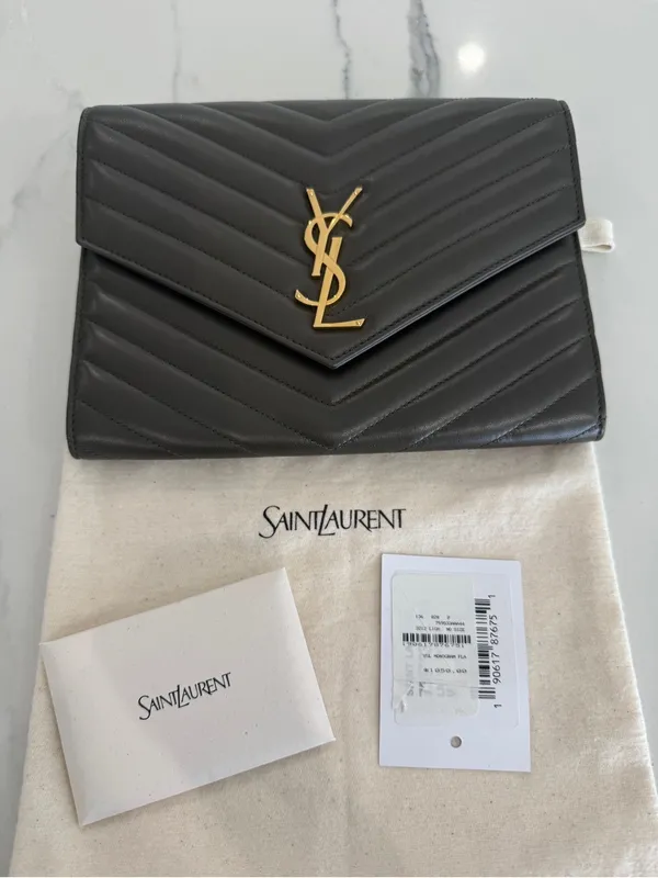 YSL Cassandre Matelassé Flap Pouch - Image 2